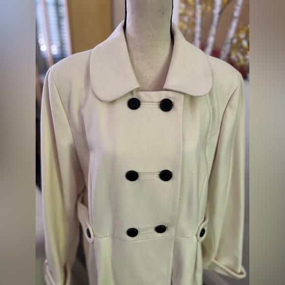 Old Navy - cream longer double breasted peacoat - Picture 2 of 10